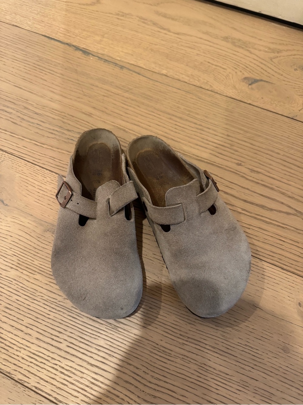 Birkenstock Kids Suede Clog Mules in Taupe